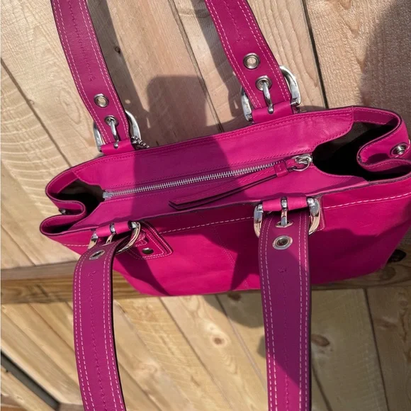 Coach Vintage Leather Pleated Soho bag - Picture 8 of 14